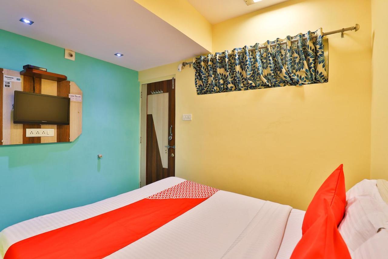 Honey Bunny Hotel Ahmedabad
