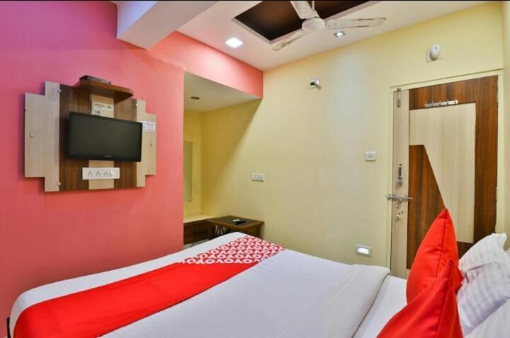 Honey Bunny Hotel