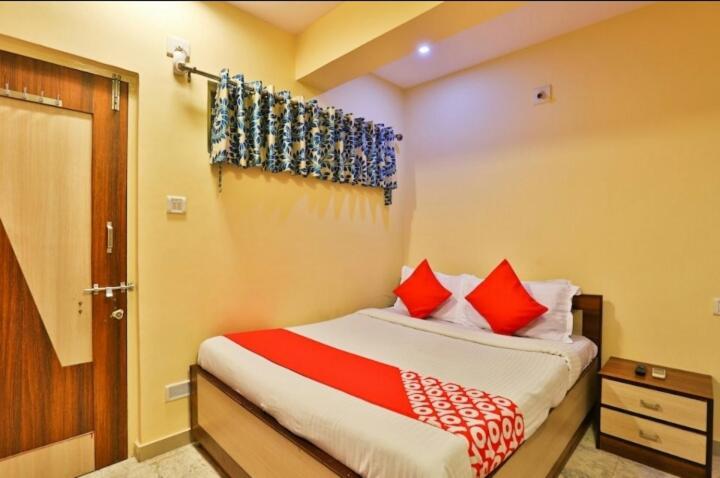 Honey Bunny Hotel Ahmedabad